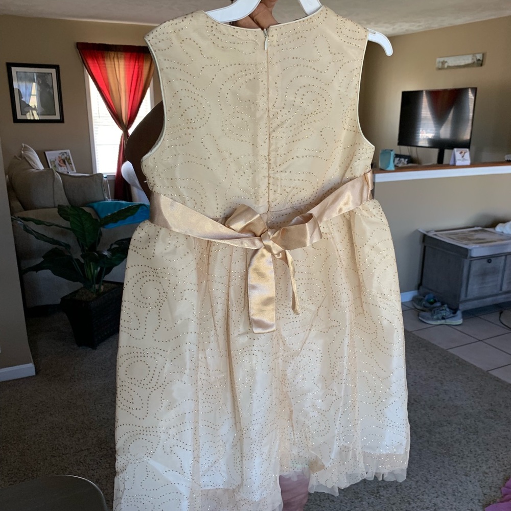 Brooke Lindsay dress gold and white
